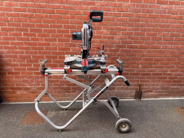 Bosch professional sliding mitre saw with mobile saw stand