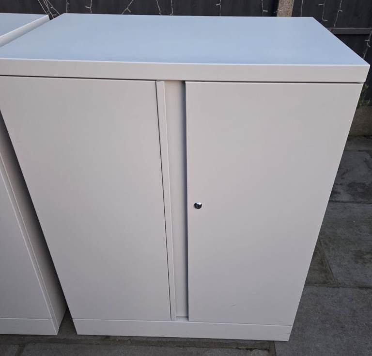 Silverline Mid-Height Office Cupboard, White Metal