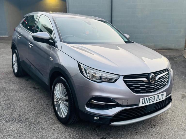 2019 Vauxhall Grandland X 1.5 Turbo D Tech Line Nav 5dr HATCHBACK DIESEL Manual