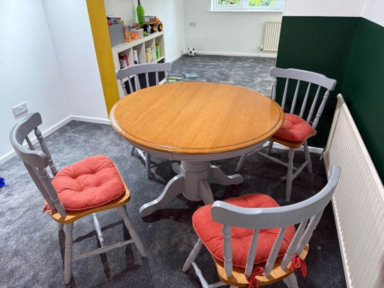 Dining table and chairs 