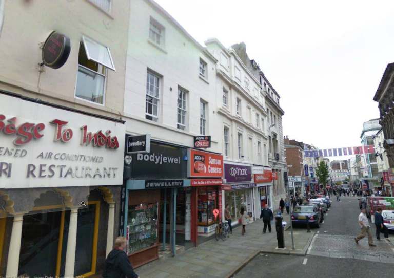Ideally situated City Centre one bed flat