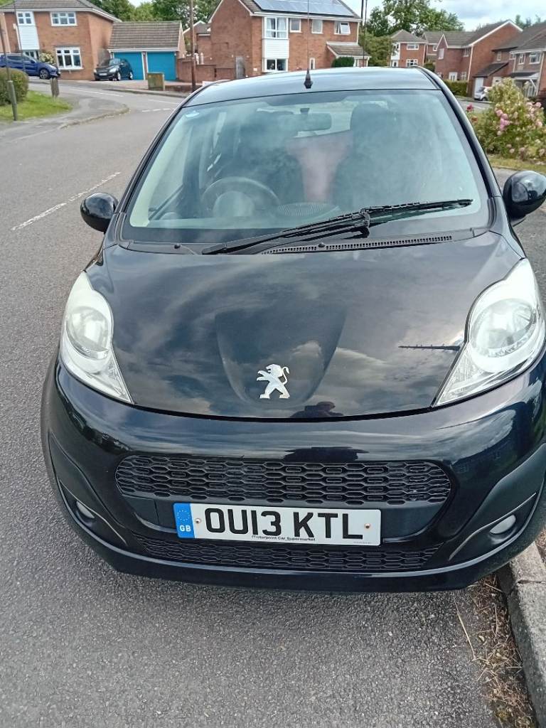 Peugeot, 107, Hatchback, 2013, Manual, 998 (cc), 5 doors
