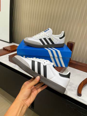 adidas gazelle silver green womens adidas Samba OG Rhinestone Womens Lifestyle Shoes Crystal White Crystal  Whit IH9055 – Shoe Palace