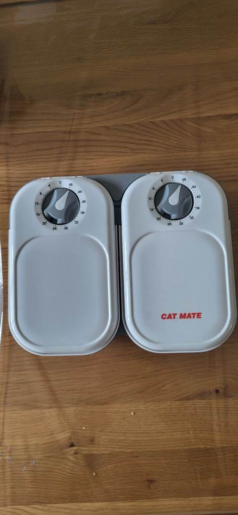 Catmate C200 automatic cat feeder