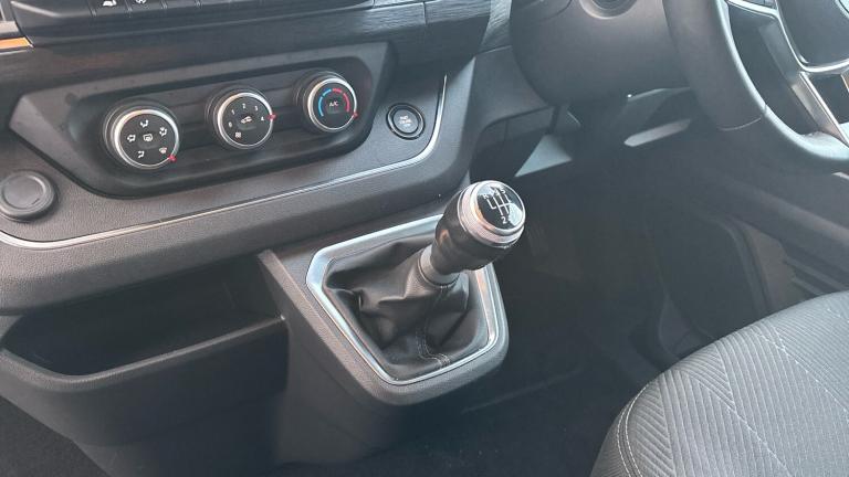 2023 Nissan Primastar 30 L2 Diesel 2.0 dCi 130ps H1 Tekna+ Crew Van Crew Bus Diesel Manual