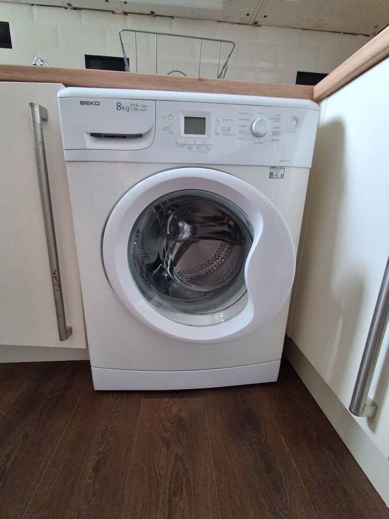 Beko 8kg Washing Machine - White, Good Condition