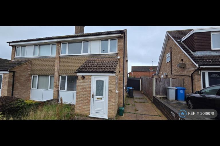 3 bedroom house in Churchill Way, Kettering, NN15 (3 bed) (#3019678)