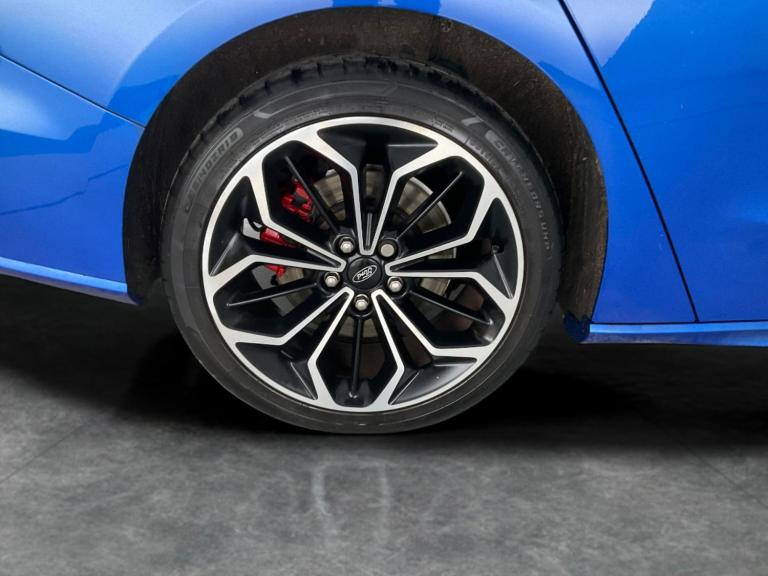 2019 Ford Focus 2.0 EcoBlue ST-Line X Estate 5dr Diesel Auto Euro 6 (s/s) (150 ps) - REVERS Estat...