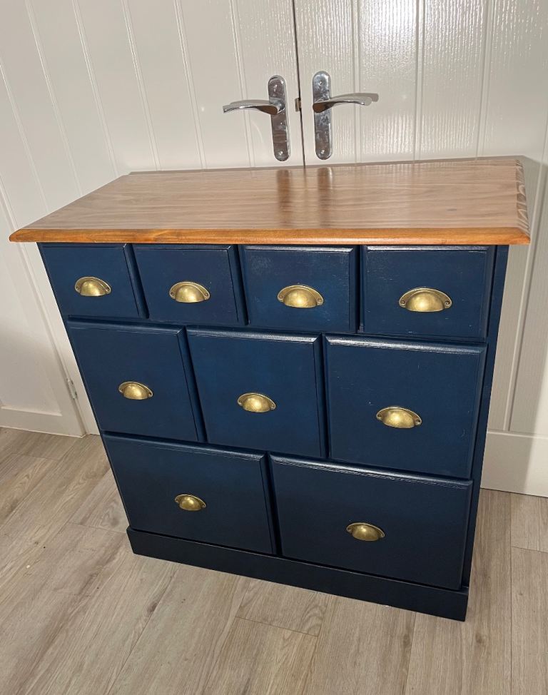 Dresser / Drawers just refurbished 