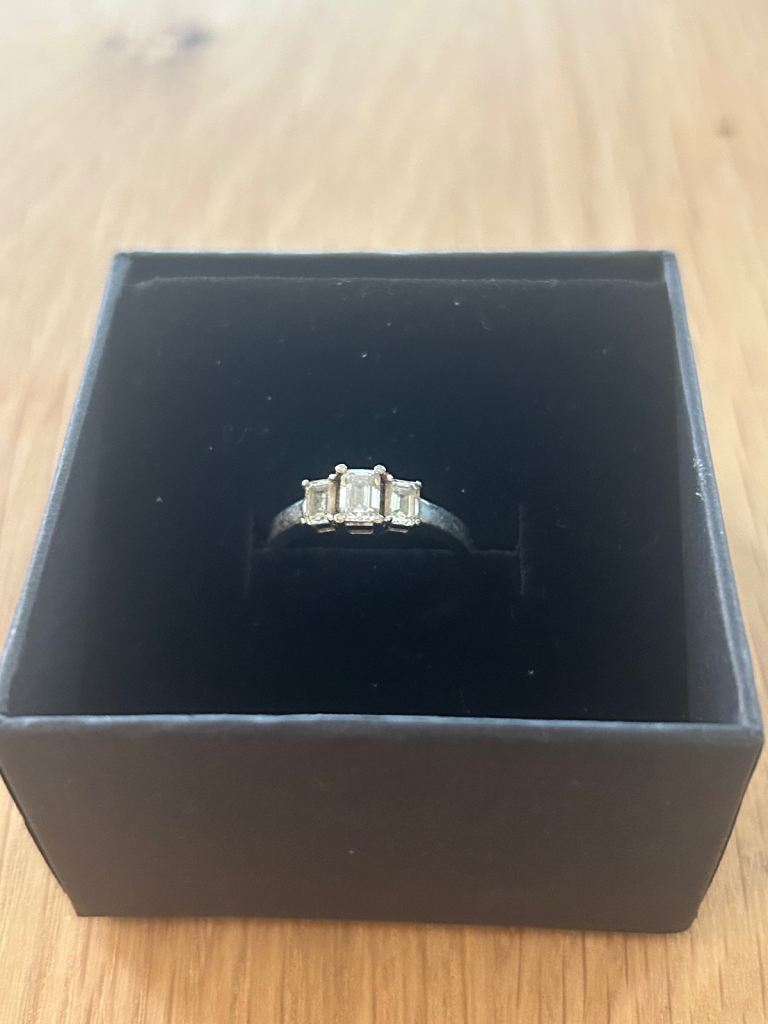 White Gold Diamond Ring 