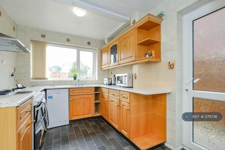 4 bedroom house in Lichen Green, Coventry, CV4 (4 bed) (#2711736)