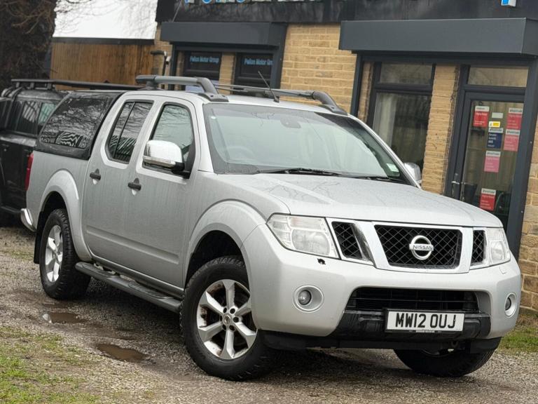 2012 Nissan Navara 2.5 dCi Tekna 4WD Euro 5 4dr PICK UP Diesel Manual