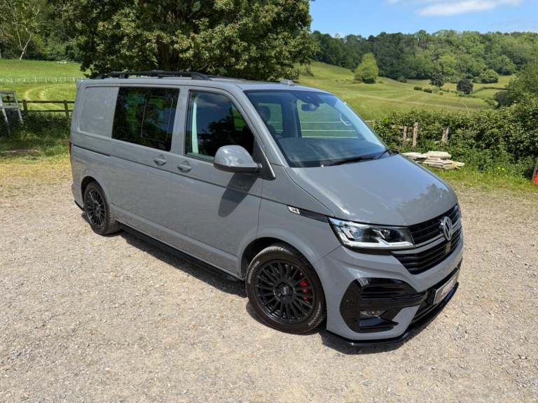 VW Transporter T32 Kombi 204 DSG Highline, Huge Spec, Genuine Leighton Van Model
