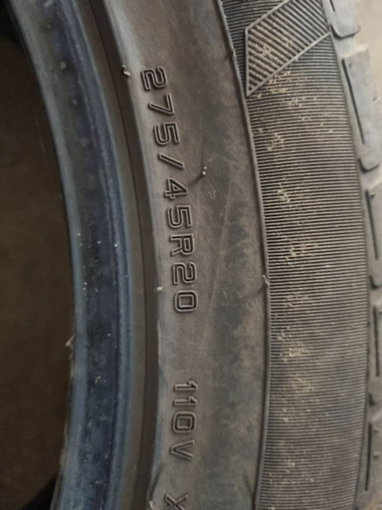 Tyres 275 45 20