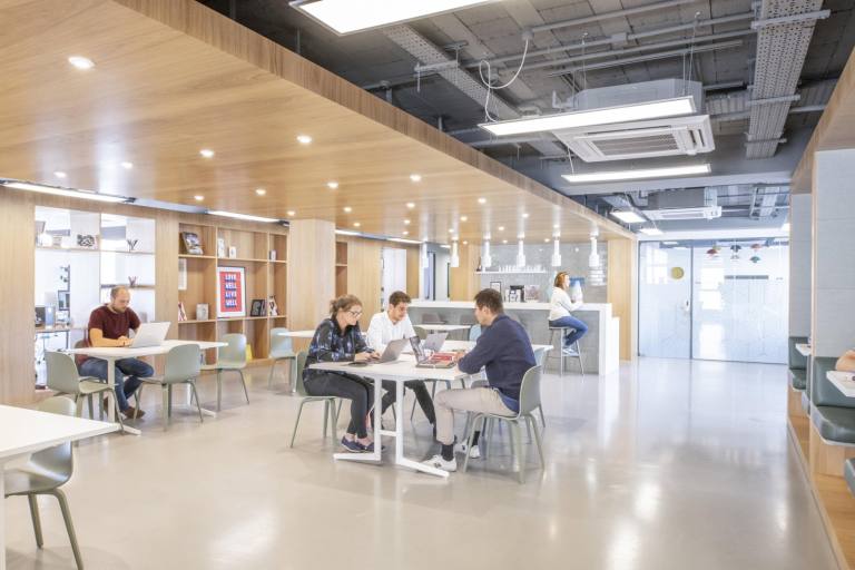 Bath - BA1 1RG \ Office for Rent with Flexible Move-In Options (3 Workstations)