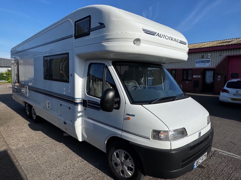 Fiat, 2000, 2800 (cc)