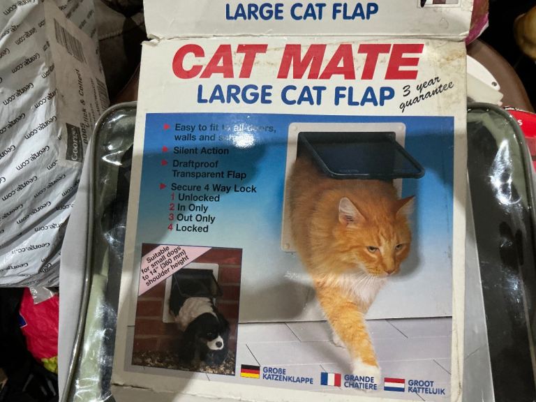 Cat mate large flap