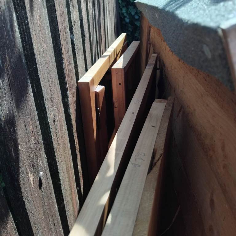 Free wood.was wardrobe 