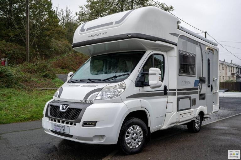 2012 AutoSleeper Nuevo EK ES 4 Berth 4 Belt Motorhome