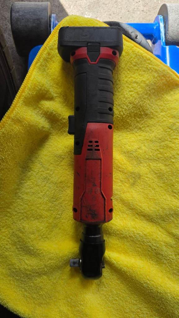 SNAP ON BATTERY RATCHET 