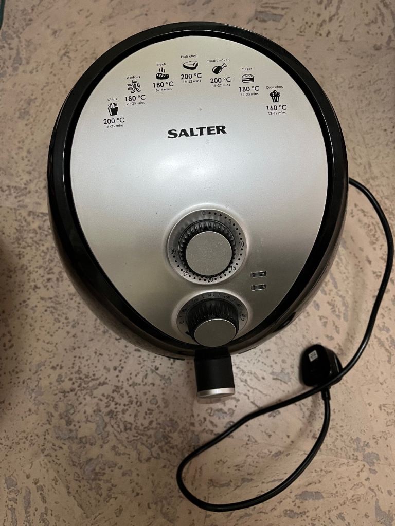 SALTER 3.2 Litre Air Fryer - Black and Silver, Good Condition