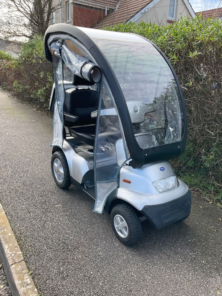 TGA BREEZE S4 mobility scooter with Canopy.