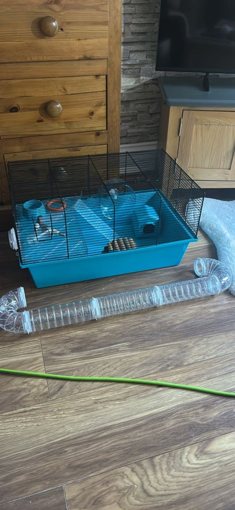 REDUCED!! Large Pets at home Hamster Cage with Tube 