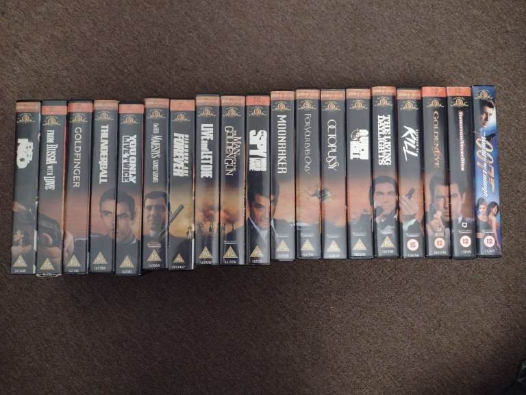 Complete Collection of 19 James Bond 007 VHS Tapes in very good condition