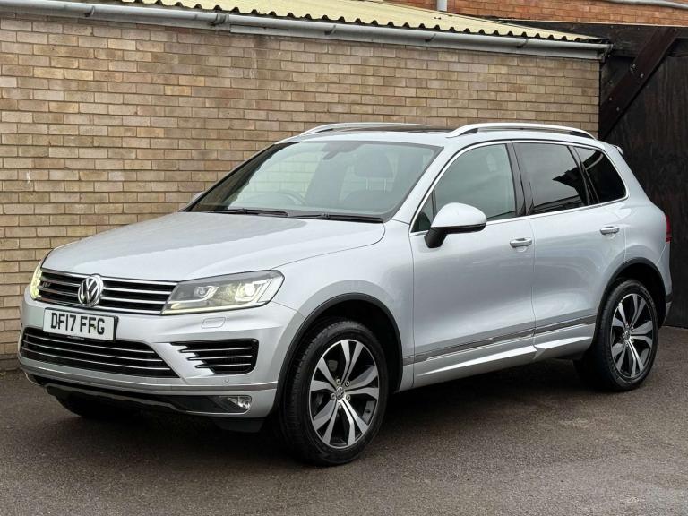 2017 Volkswagen Touareg 3.0 Touareg V6 R-Line TDI BlueMotion Technology Auto 4WD 5dr SUV Diesel A...