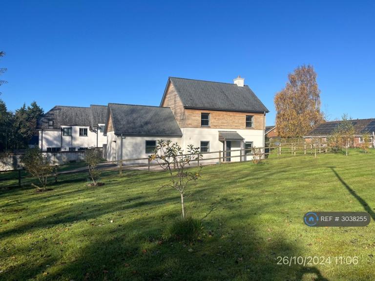3 bedroom house in Lakes Down, Upton Pyne, Exeter, EX5 (3 bed) (#3038255)