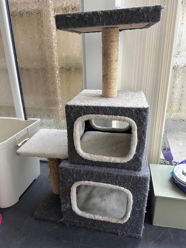 Cat Scratcher