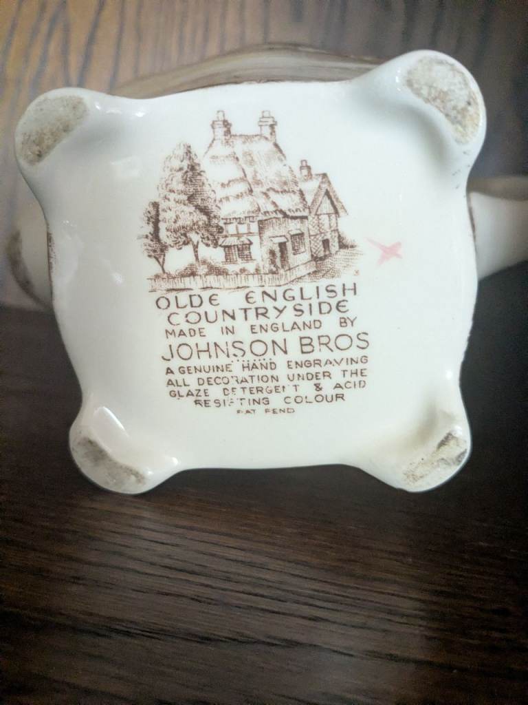 Job lot of ornaments 