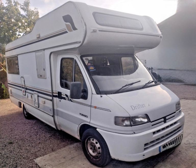 Peugeot Motor home Wanted to buy 4-6 birth 