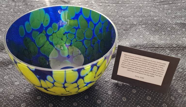 Luxurious Hand blown Italian Decorative Bowl - REDUCED 