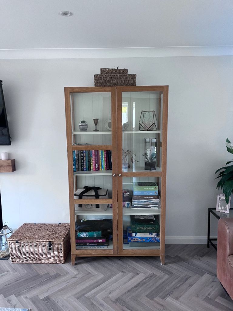 Habitat display cabinet