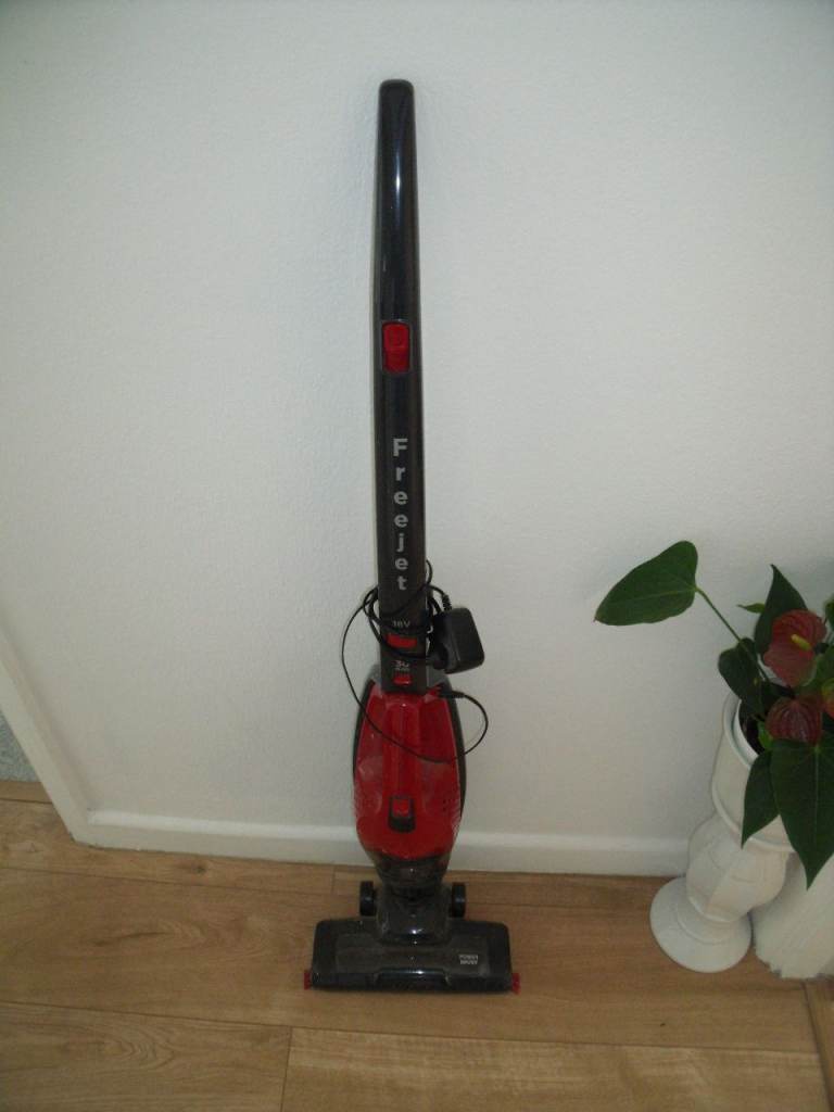 Hoover Freejet cordless vacuum cleaner