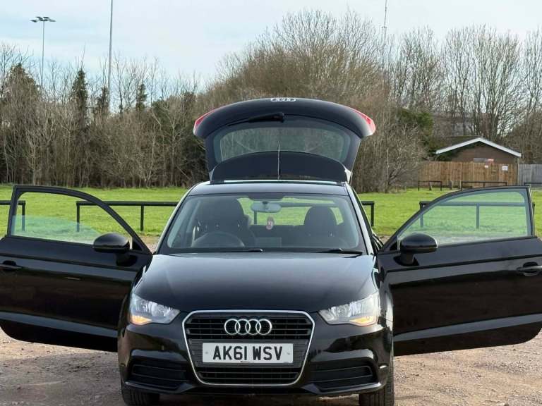 Audi, A1, Hatchback, 2011, Manual, 1197 (cc), 3 doors