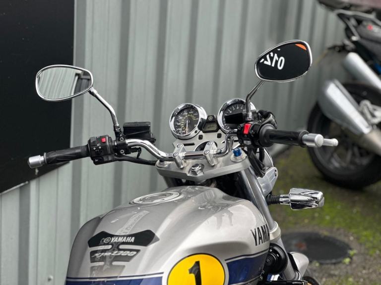 Stunning Low Mileage 2009/59 Yamaha XJR1300 Motorcycle 