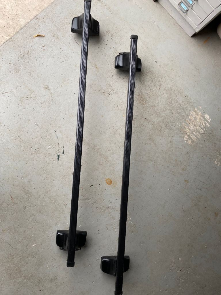 Thule rapid fit roof bars for ford fiesta 2011 to 2017