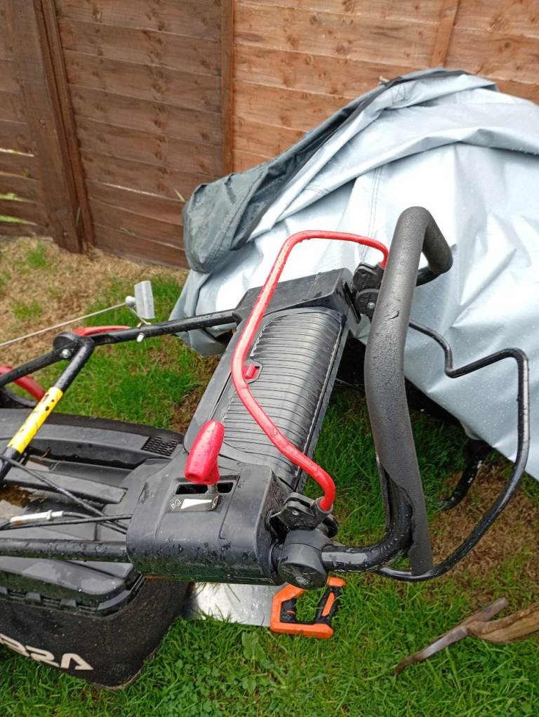 Briggs and Stratton petrol lawnmower 