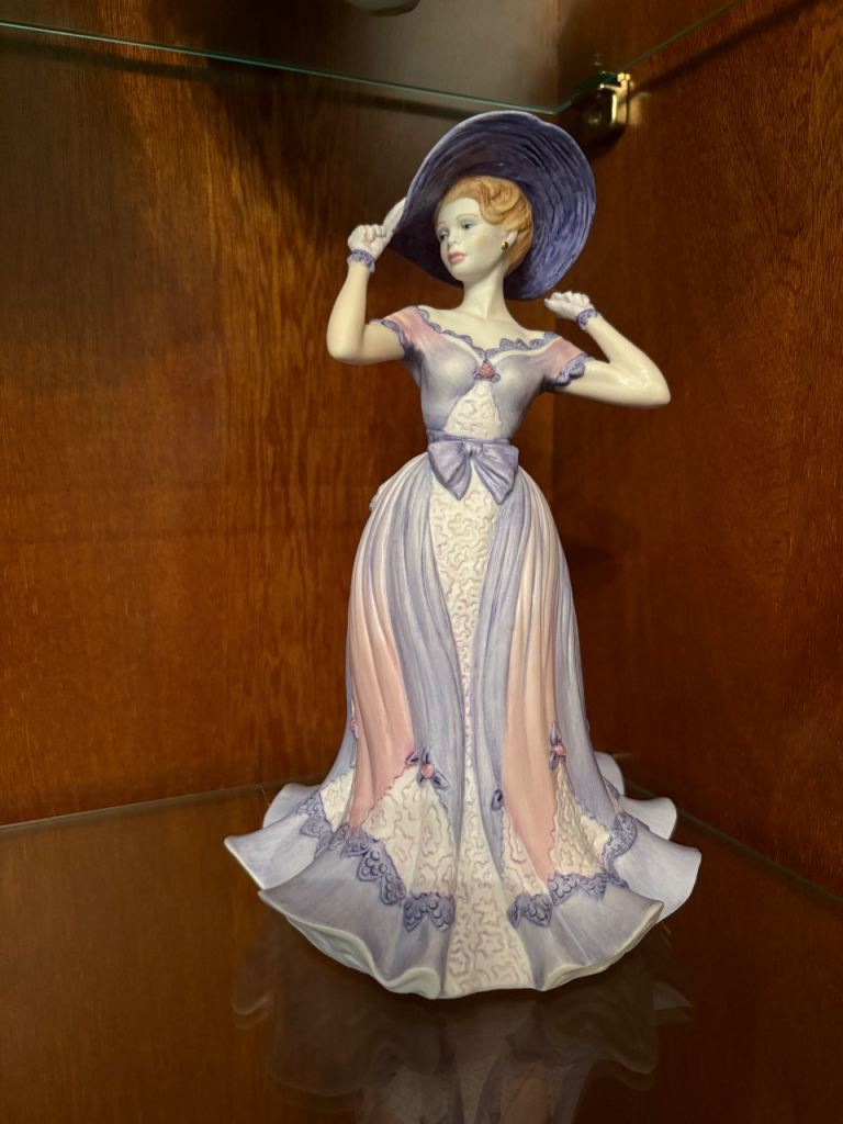 Coalport Regents Park figurine ornament 