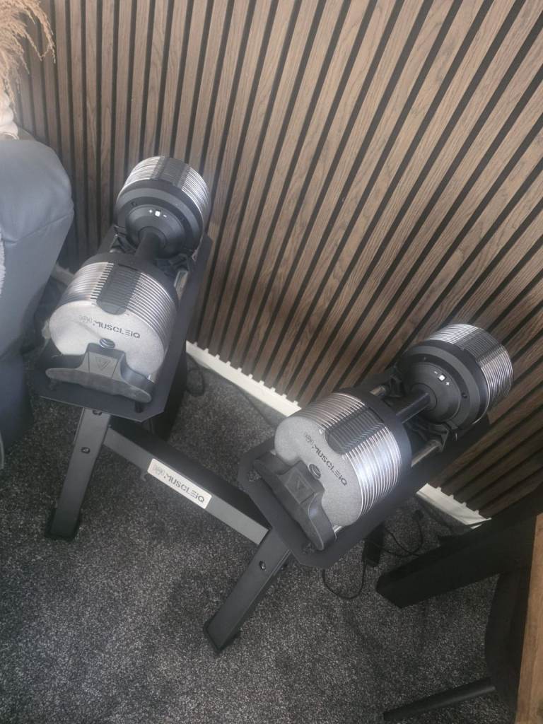 Muscle IQ Adjustable Dumbbells & Stand