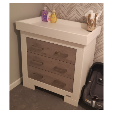 Cot & Changing Unit, Excellent Condition