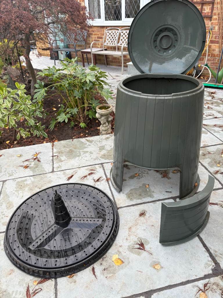 Free Garden Composter (Milko)