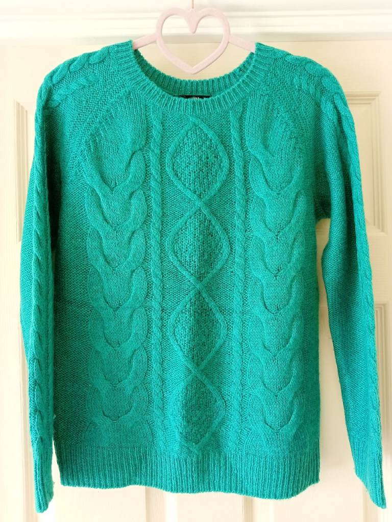 Green H&M jumper