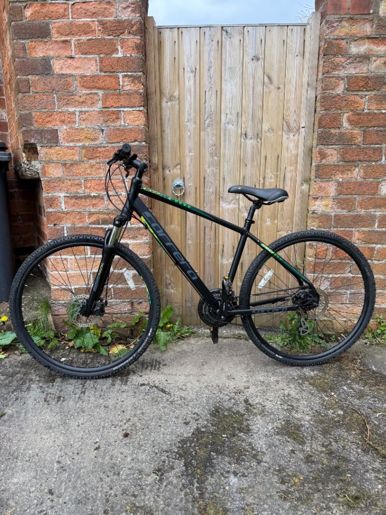 Carrera crossfire 2 hybrid bike