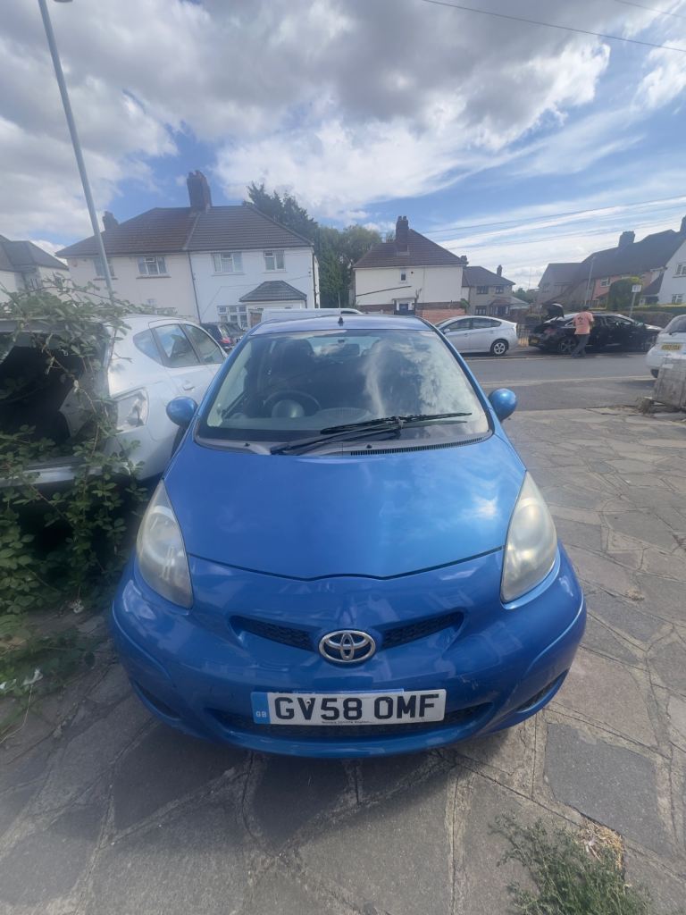 Toyota, AYGO, Hatchback, 2009, Manual, 998 (cc), 5 doors