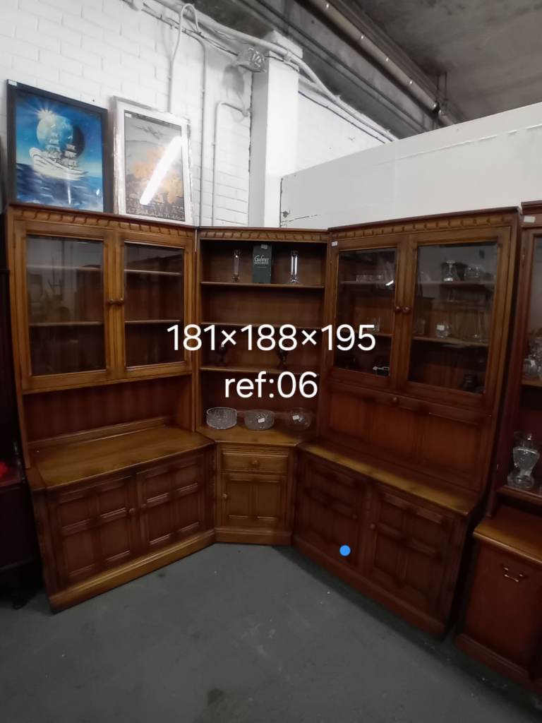 Stunning Ercol 3 piece display cabinet 181cm x 188cm x 195cm, Ref:06