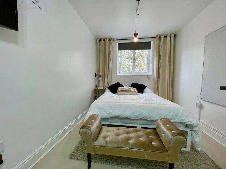 Double Studio Apartment – Kember Street, Islington, N1 - Ref: 1184