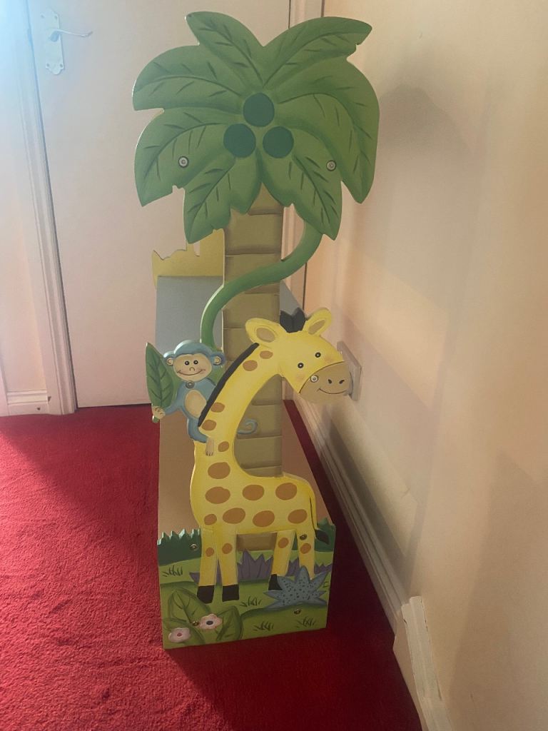 £20 Kids Jungle Animal Themed Wooden Bookcase / Storage Unit